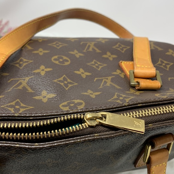 047 Authentic Louis Vuitton Brown Cabaz Mezzo Mono Datecode: TH0013 - Picture 7 of 16